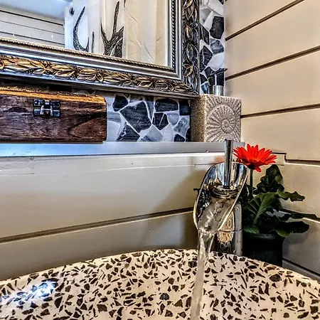 Hirschperle Maisonette Mit Terrasse & Hallenbad Daire